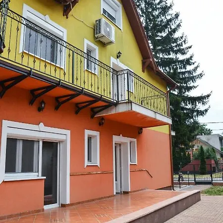 Gabor Aron Apartman Hotel de apartamente *