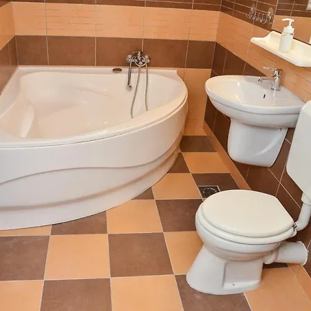 Hotel de apartamente Gabor Aron Apartman *