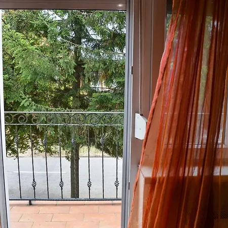 Gabor Aron Apartman