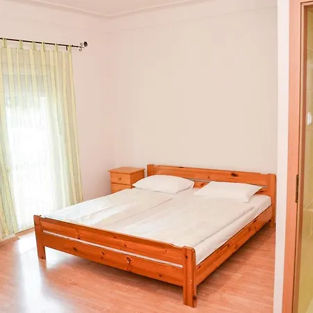Gabor Aron Apartman Hotel de apartamente