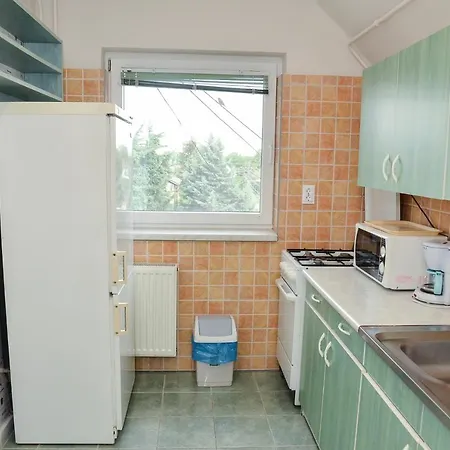 Gabor Aron Apartman *