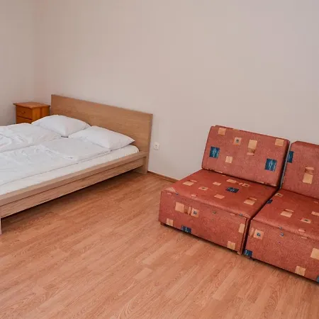 Hotel de apartamente Gabor Aron Apartman