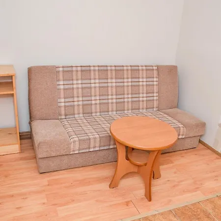 Gabor Aron Apartman *